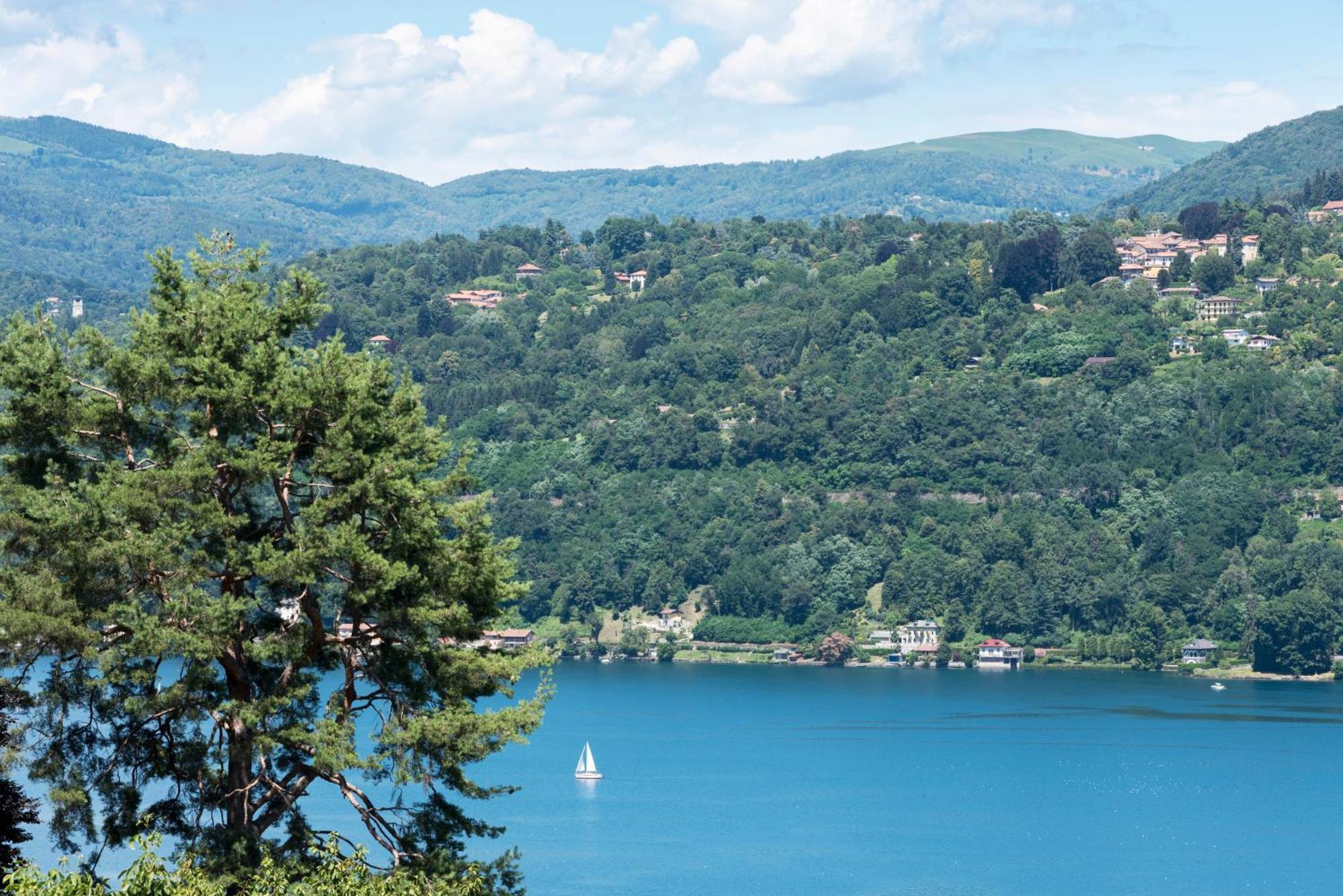 Le Betulle Hotel San Maurizio D'opaglio Buitenkant foto