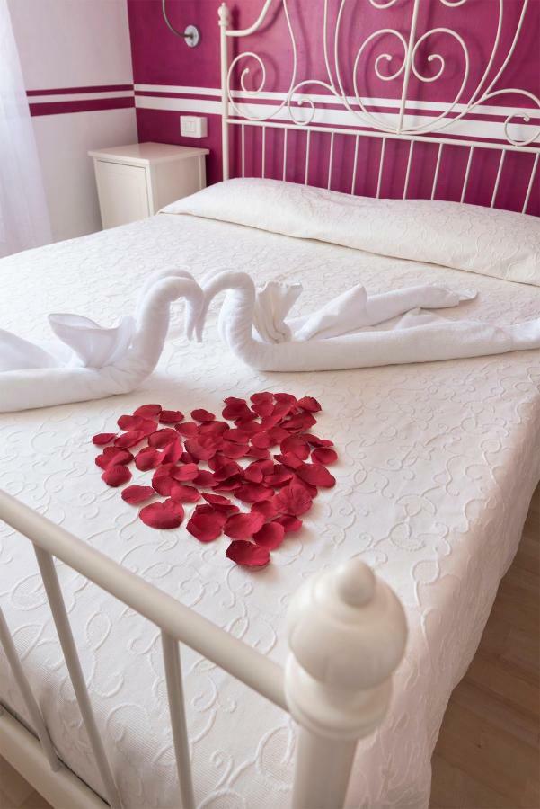 Le Betulle Hotel San Maurizio D'opaglio Buitenkant foto